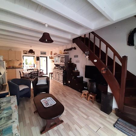 Joli Coeur Villa Dragey Екстериор снимка